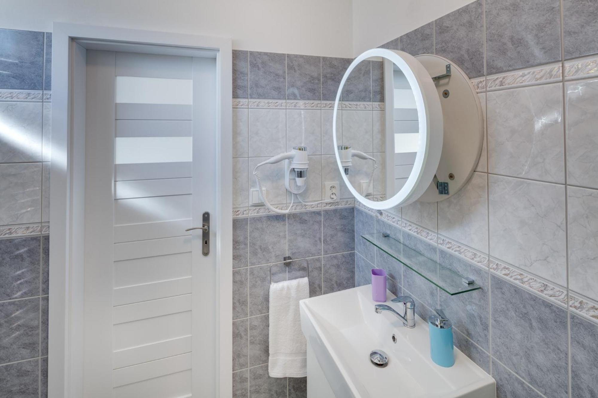 Apartements Studio 964 Libeznice Екстер'єр фото